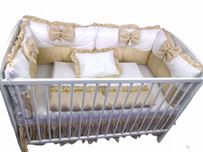 Lenjerie cu 6 aparatori pufoase si fundite Bicolore Bej 120x60 cm
