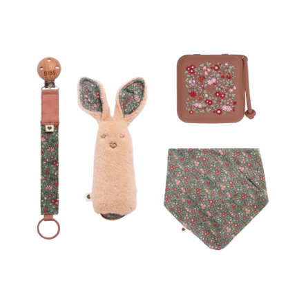 Set cutie cadou Bibs X Liberty Xmas Bundle cu bavetica cutie de suzeta clip suzeta si jucarie multisenzoriala