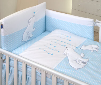 Set lenjerie din bumbac cu protectie laterala pentru pat bebelusi Bear Heart Blue 120x60 cm